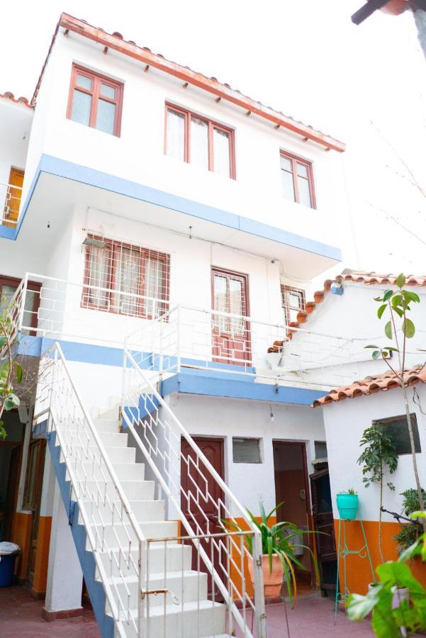 Hostal Zeballos Tarija Eksteriør billede