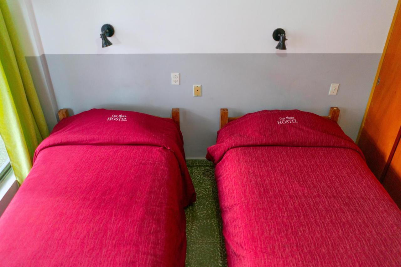 Hostal Zeballos Tarija Eksteriør billede