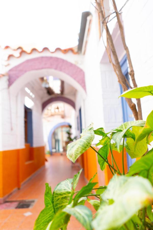 Hostal Zeballos Tarija Eksteriør billede