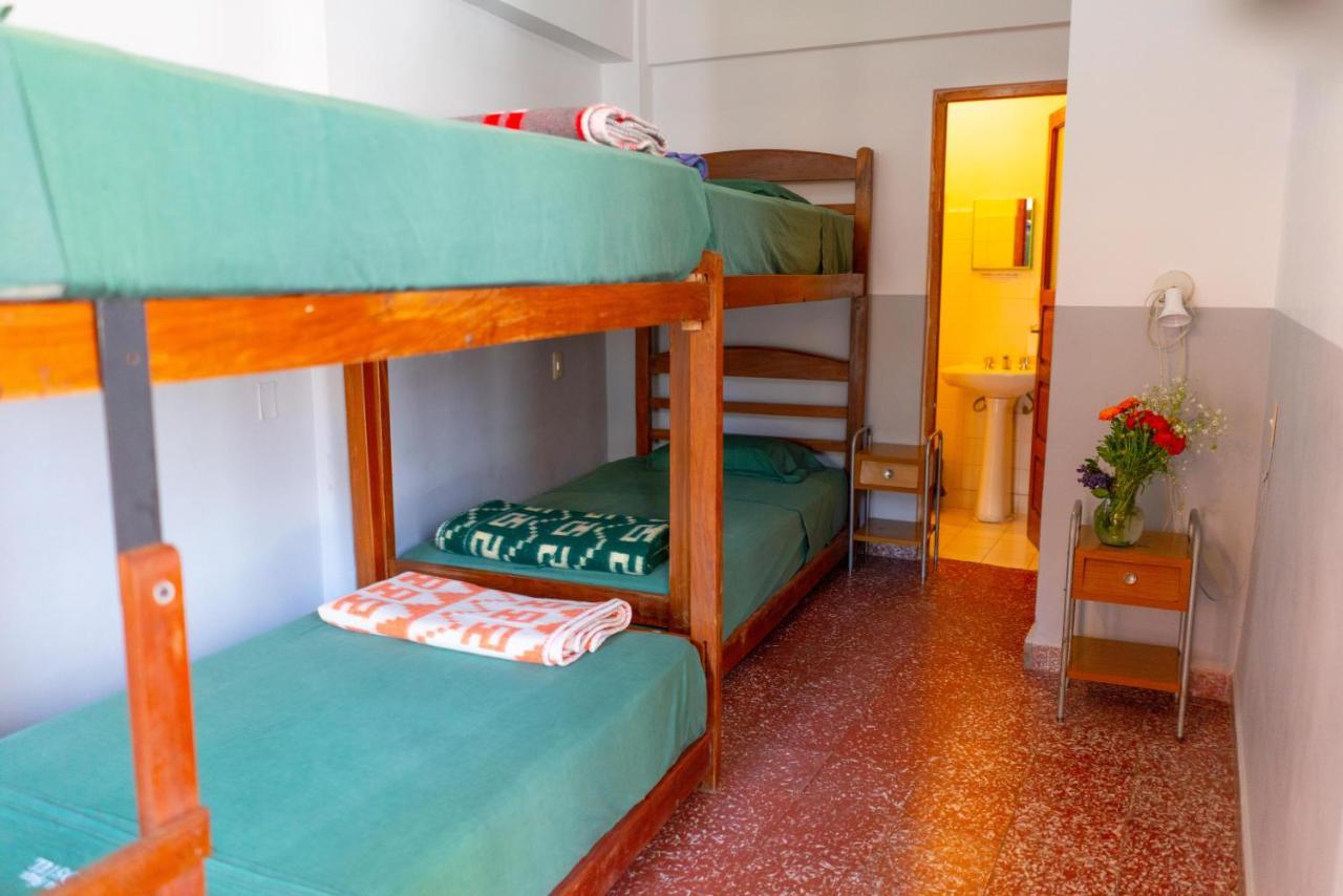 Hostal Zeballos Tarija Eksteriør billede